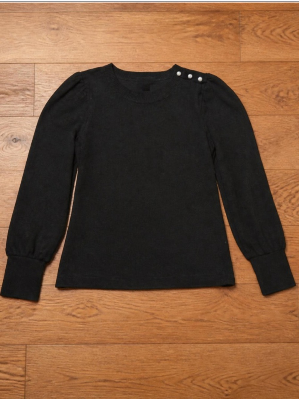 NWT Ann Taylor Black Pearl Shoulder Button Top XS